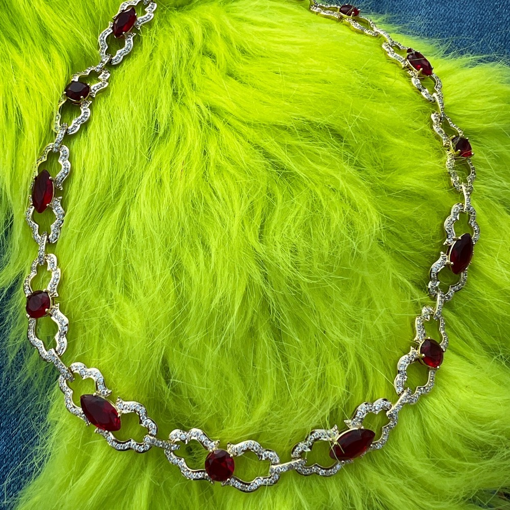 New🚨🚨 Ruby inspired goldtone necklace/fashion jewelry